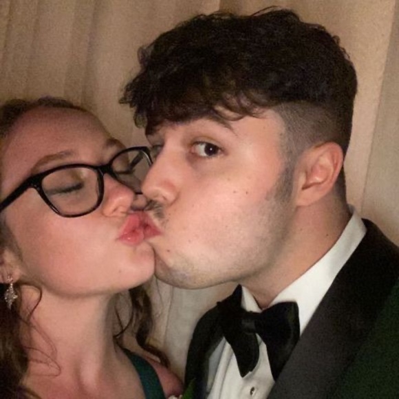 Meet your Posher, Kyle - Picture 1 of 1